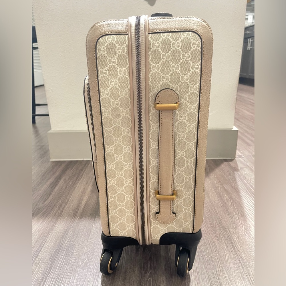 Gucci Savoy Small Cabin
Trolley - Picture 7 of 13